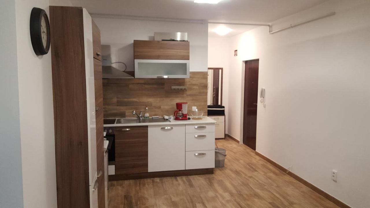 Apartament Lenus'K Apartment Bucureşti Ngoại thất bức ảnh